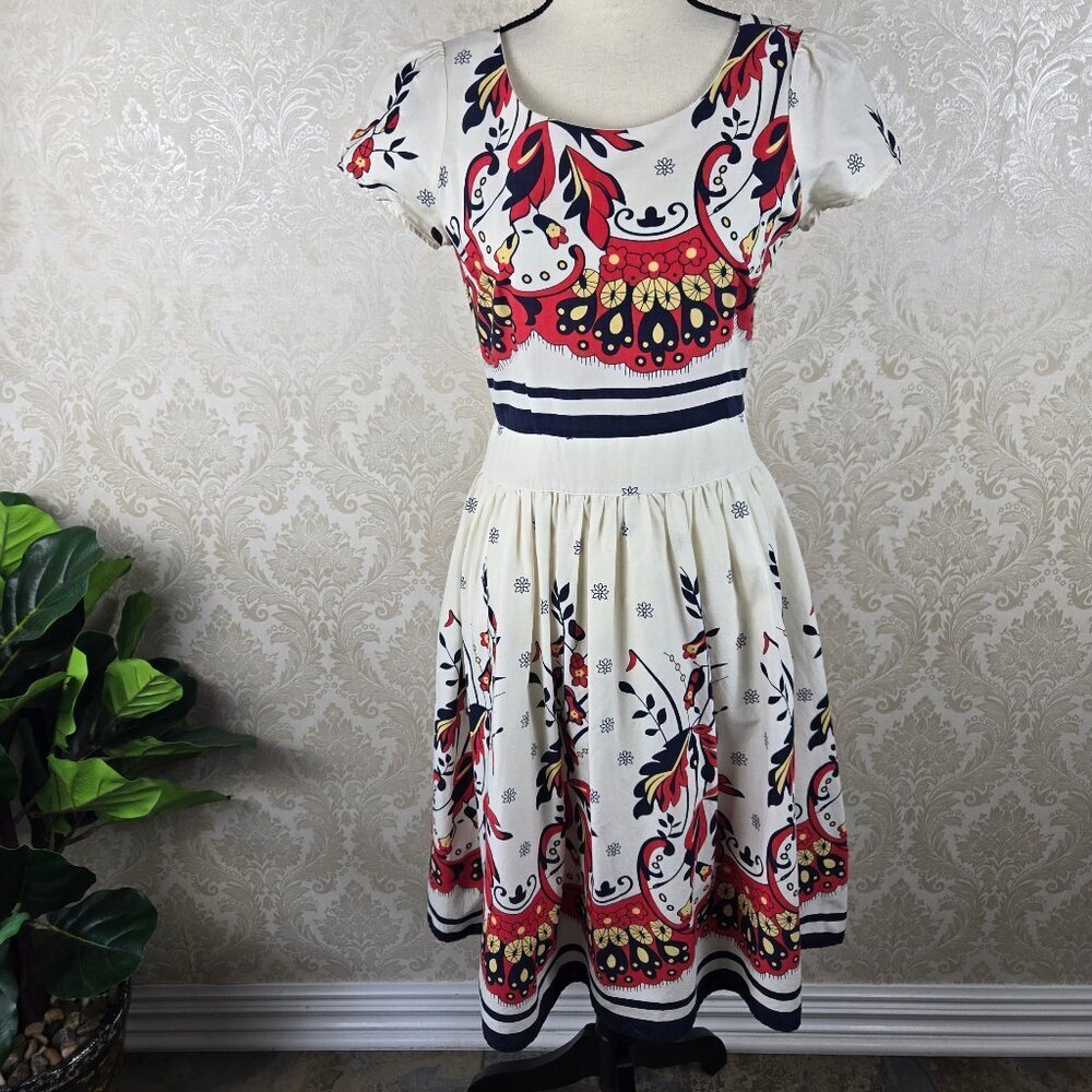 Downeast Basics Size Medium Fit & Flare Floral Dress Cap Sleeve 100% Cotton